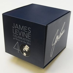 

Levine, James. Celebrating 40 years at the Met., 32 CD