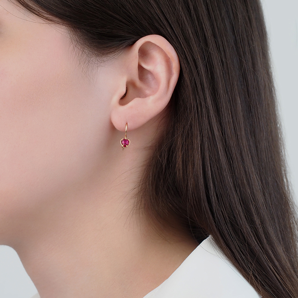 

Серьги золотые "Сердце" с корунд рубином арт. 1629395/2кр, 1629395/2кр