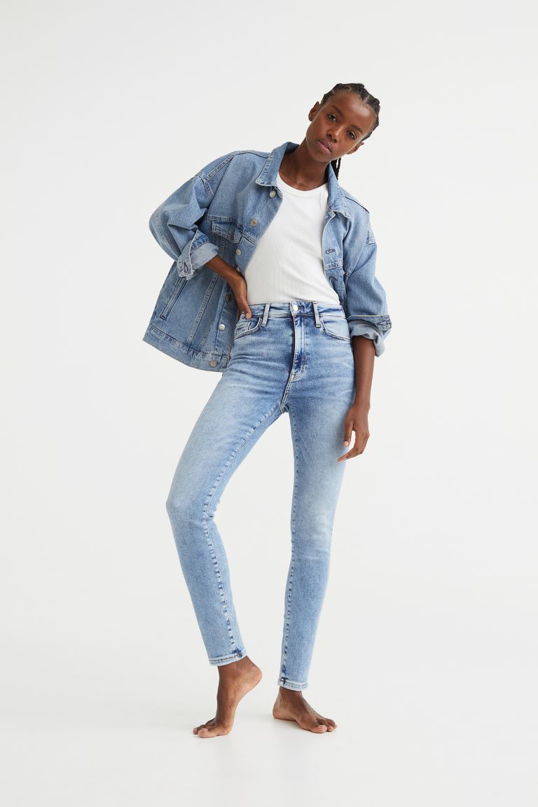 

Джинсы женские H&M 0986211011 синие XS (доставка из-за рубежа), Синий, 0986211011