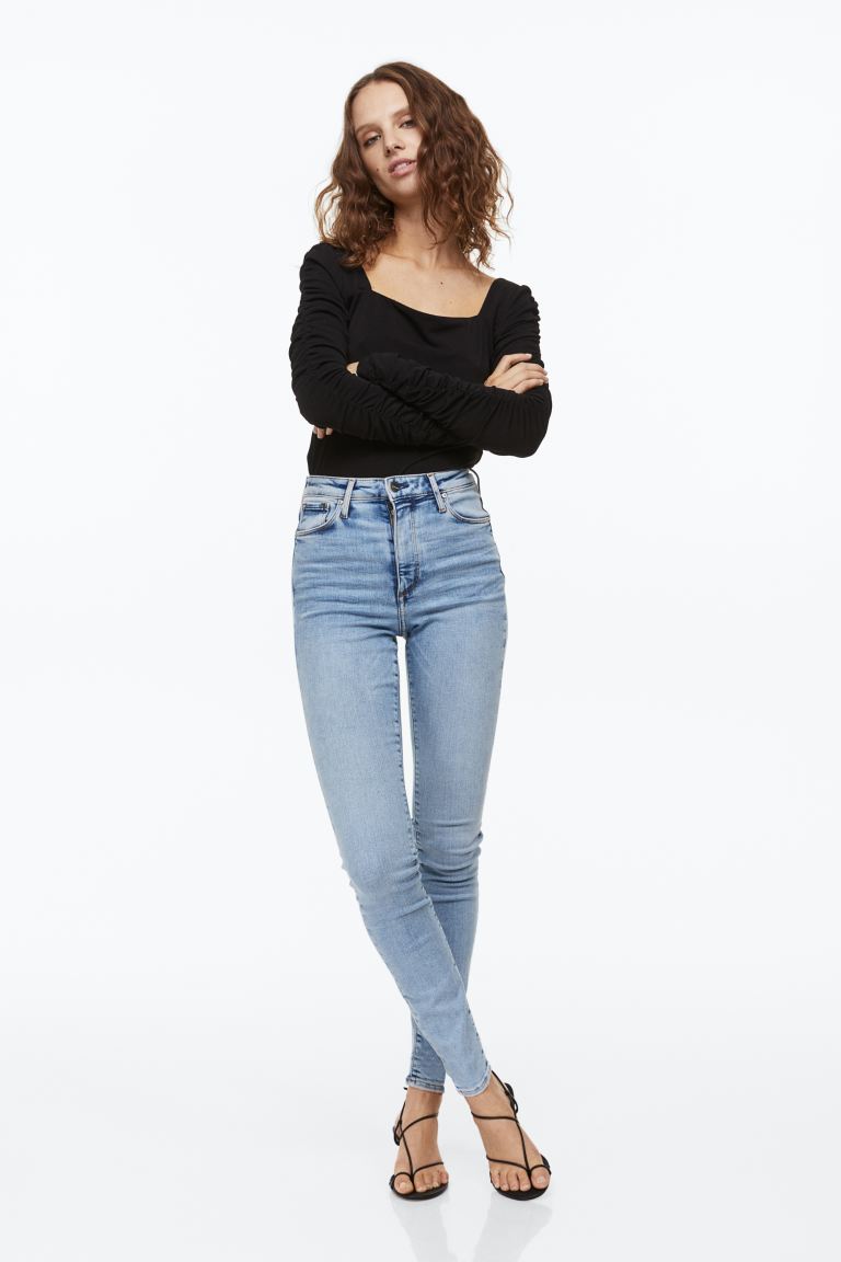 

Джинсы женские H&M 0986343011 синие 32 (доставка из-за рубежа), Синий, 0986343011