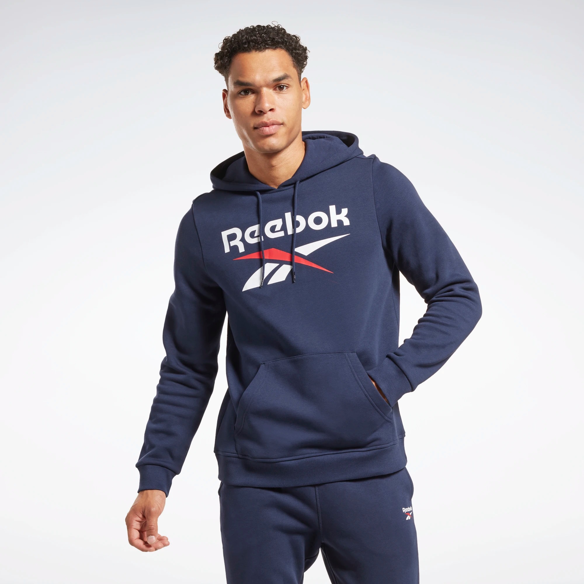 Худи мужское Reebok Identity Fleece Stacked Logo Pullover Hoodie синее XL
