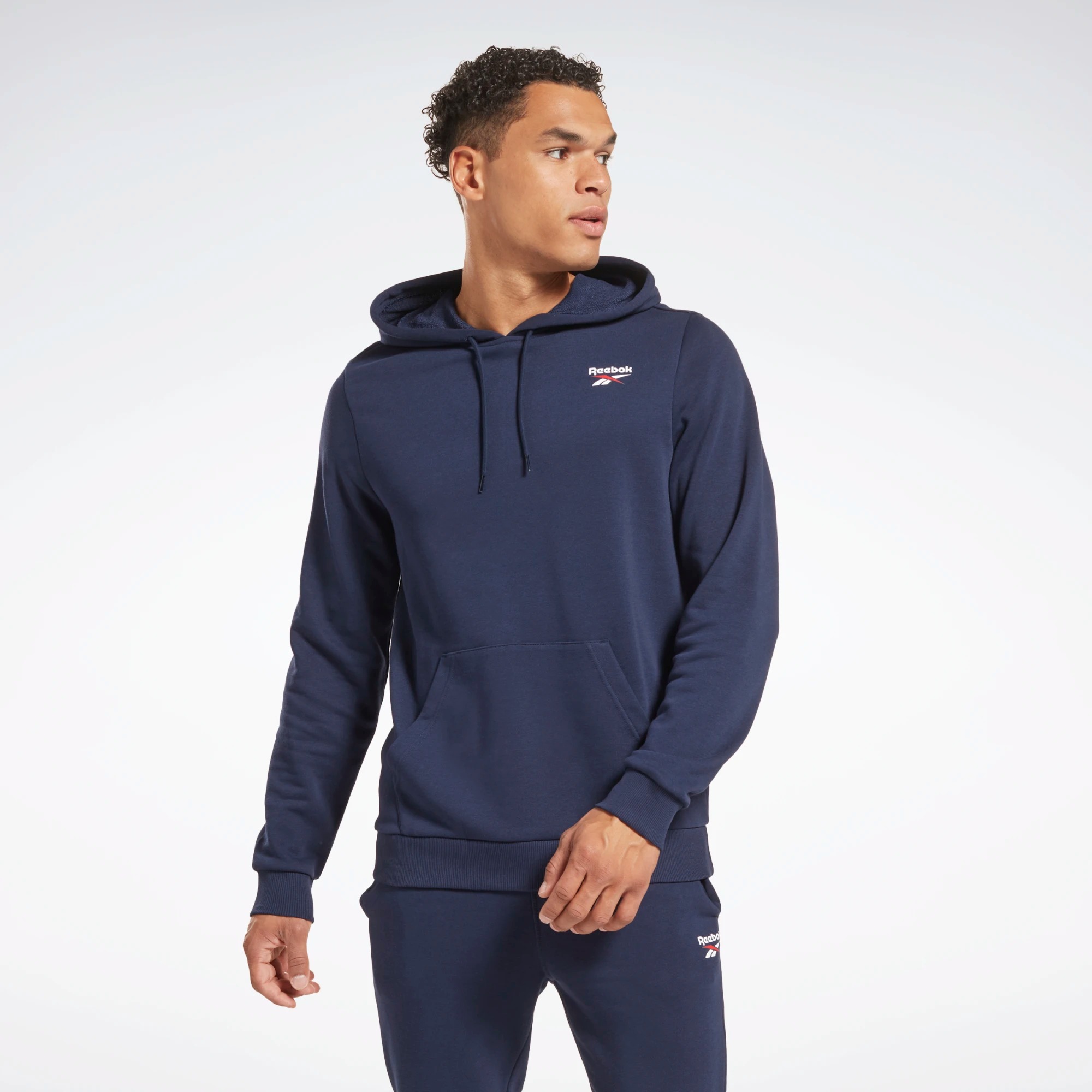 

Худи мужское Reebok Identity French Terry Logo Pullover Hoodie синее XL, Синий, Identity French Terry Logo Pullover Hoodie