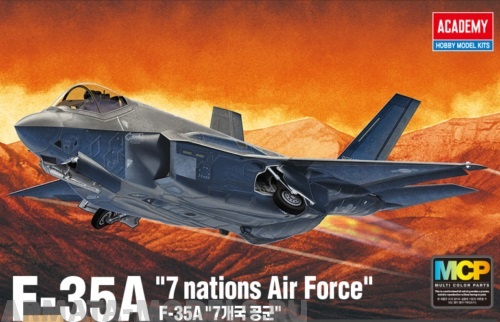 12561  Игрушка  самолт  F-35A seven nations Air Force