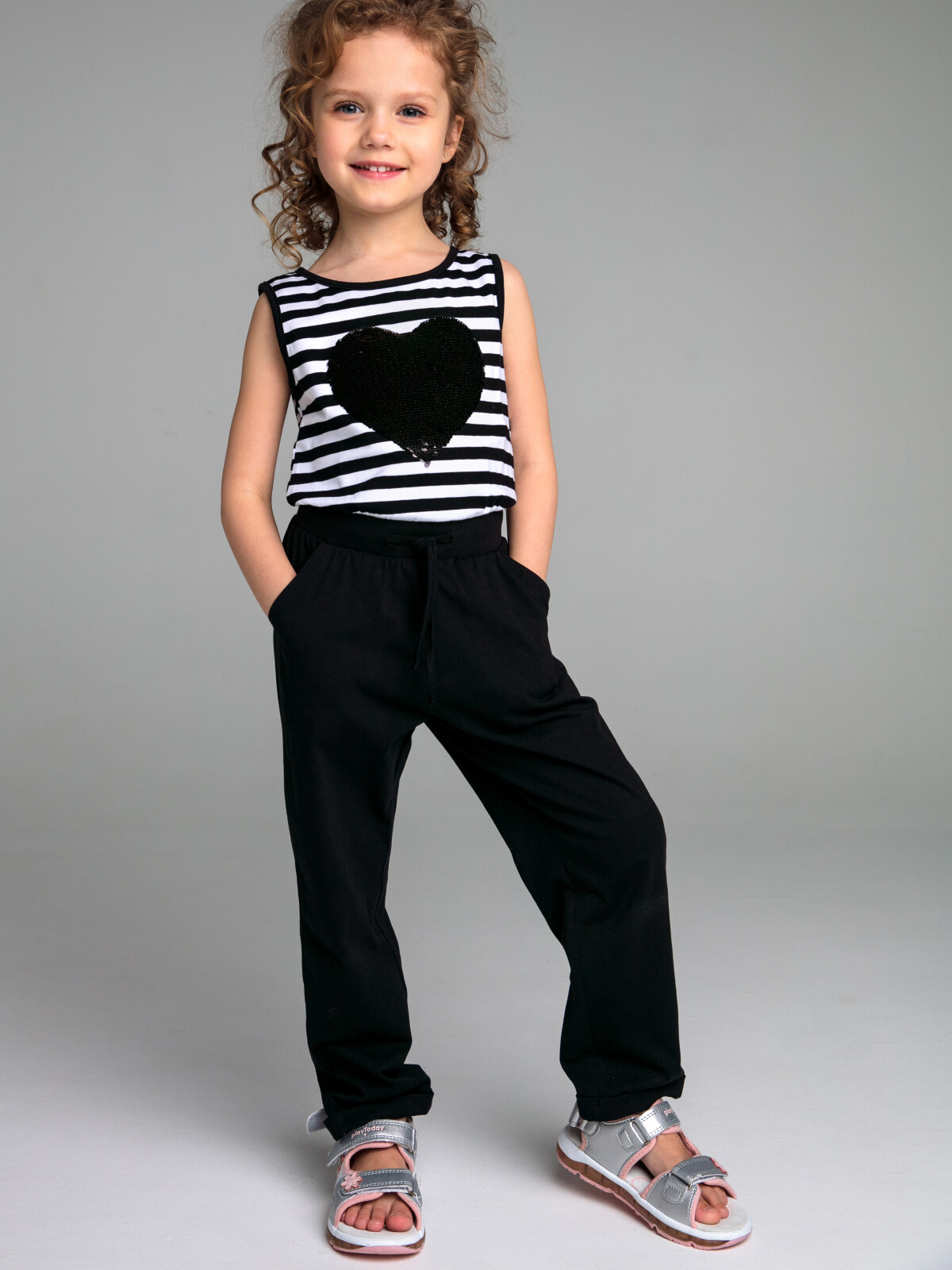 

Комбинезон детский PlayToday Kids 12322042, черный, белый, 122, 12322042