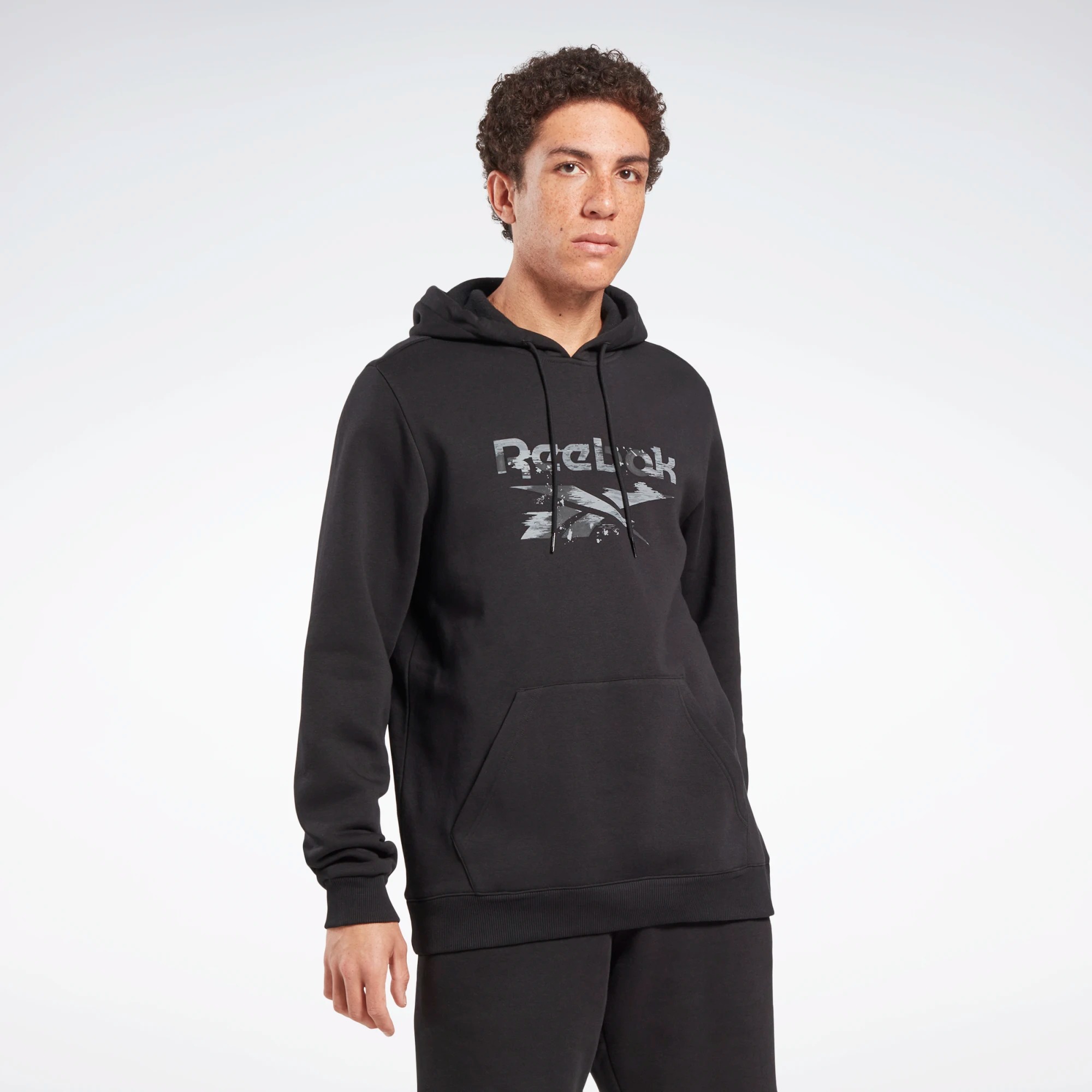 

Худи мужское Reebok RI MODERN CAMO OTH черное M, RI MODERN CAMO OTH