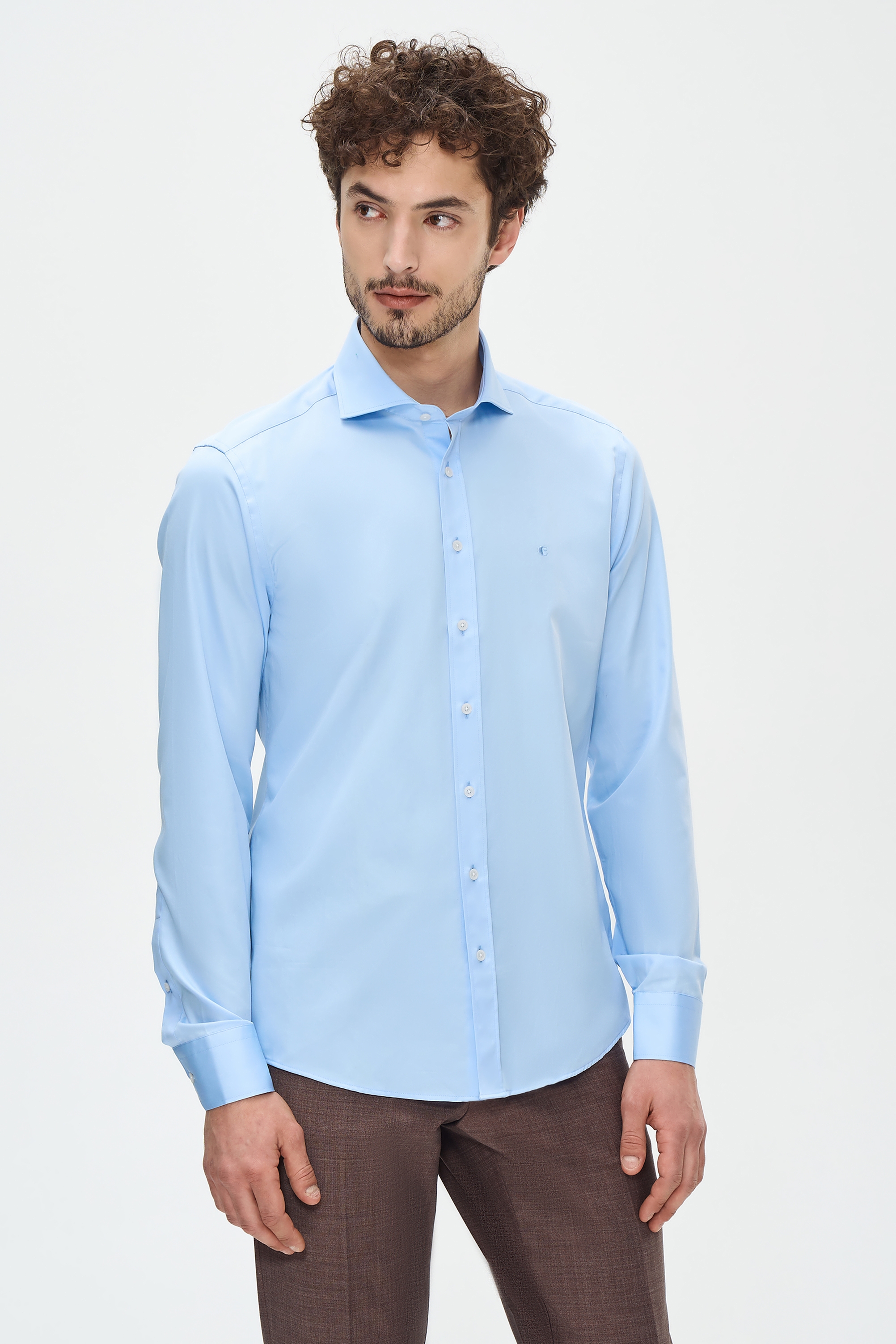 

Рубашка мужская Cacharel G051SZ0040GOSHAI голубая 39, Голубой, G051SZ0040GOSHAI