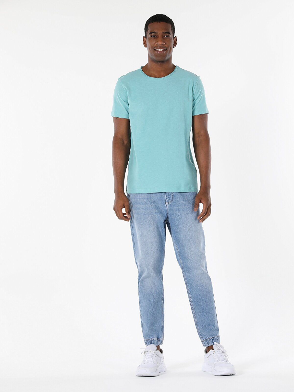 

Футболка мужская Colins CL1025255_Q1.V1GR голубая XL, Голубой, CL1025255_Q1.V1GR