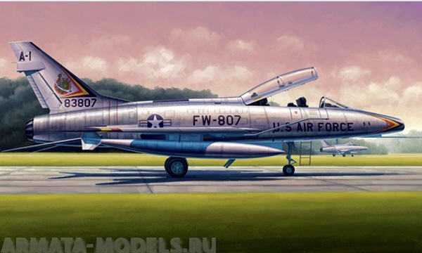

02840 Самолет F-100F Супер Сейбр
