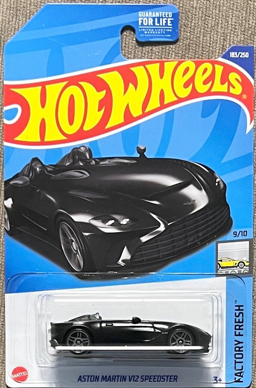 

Машинка Hot Wheels Хот Вилс 183250 ASTON MARTIN V12 SPEEDSTER, HCX71-R521, Черный