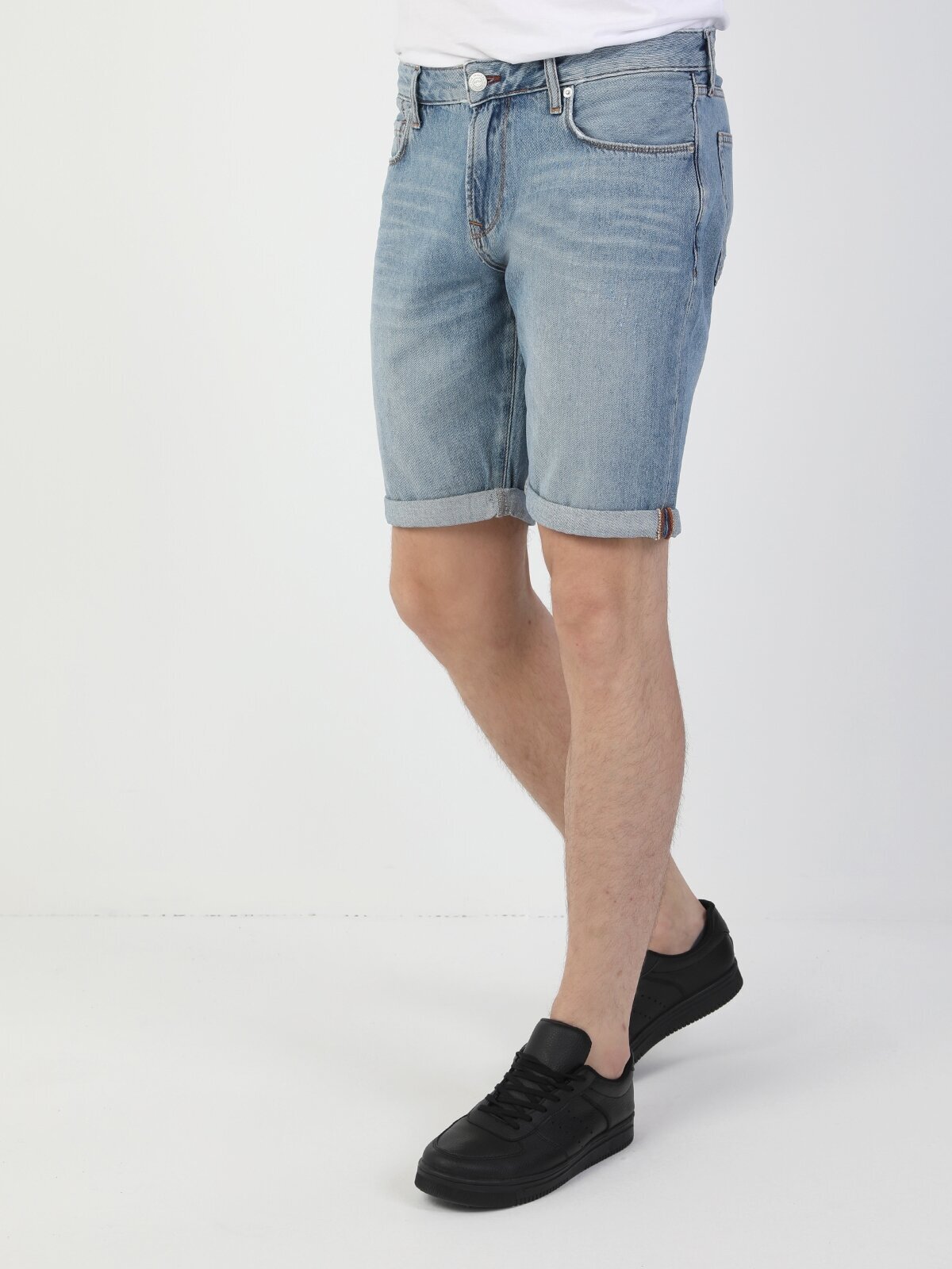 

Шорты мужские Colins CL1049166_Q1.V1_DN05131 голубые XXL, Голубой, CL1049166_Q1.V1_DN05131