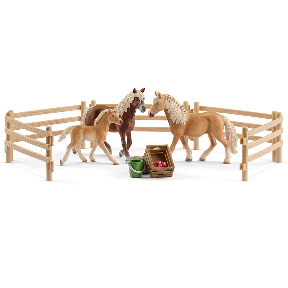 

Семья породы Хафлингер на пастбище Limit.ed. Schleich