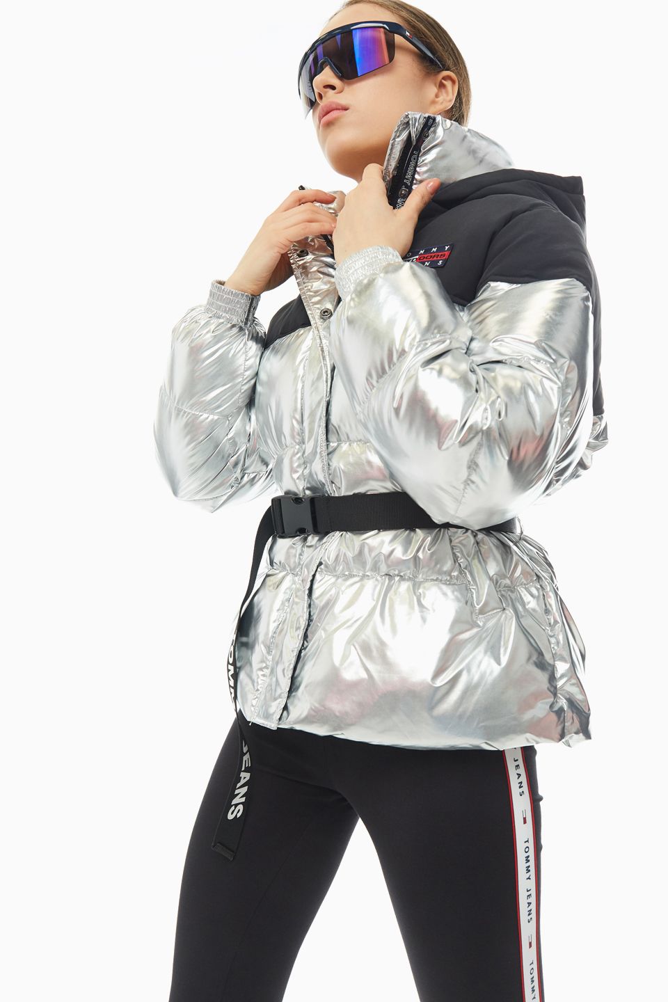 

Куртка женская Tommy Jeans DW0DW07585 PE6 серебристая S, Серебристый, DW0DW07585 PE6