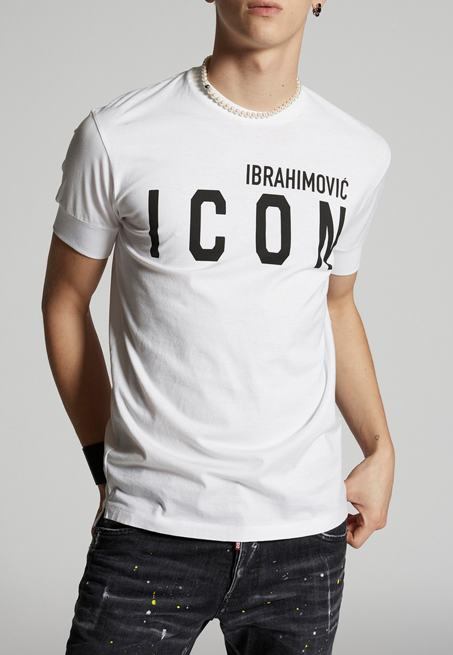 

Футболка мужская DSquared2 124435 белая 2XL, Белый, 124435