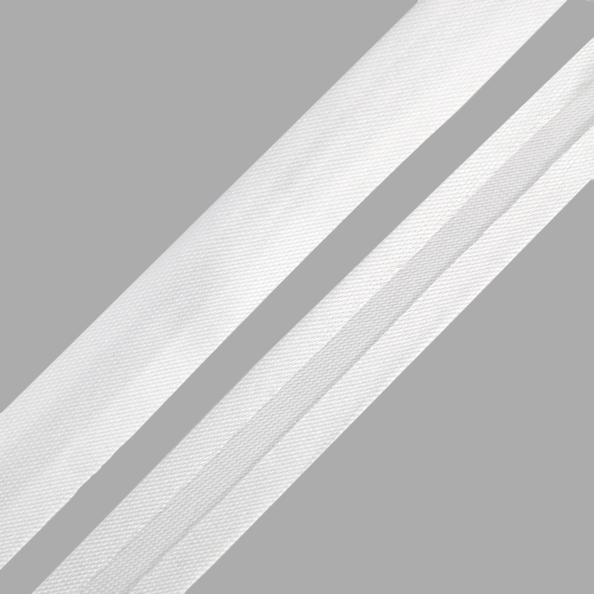 

Косая бейка Astra&Craft, 1,5см*5м (6002 белоснежный), 1 шт