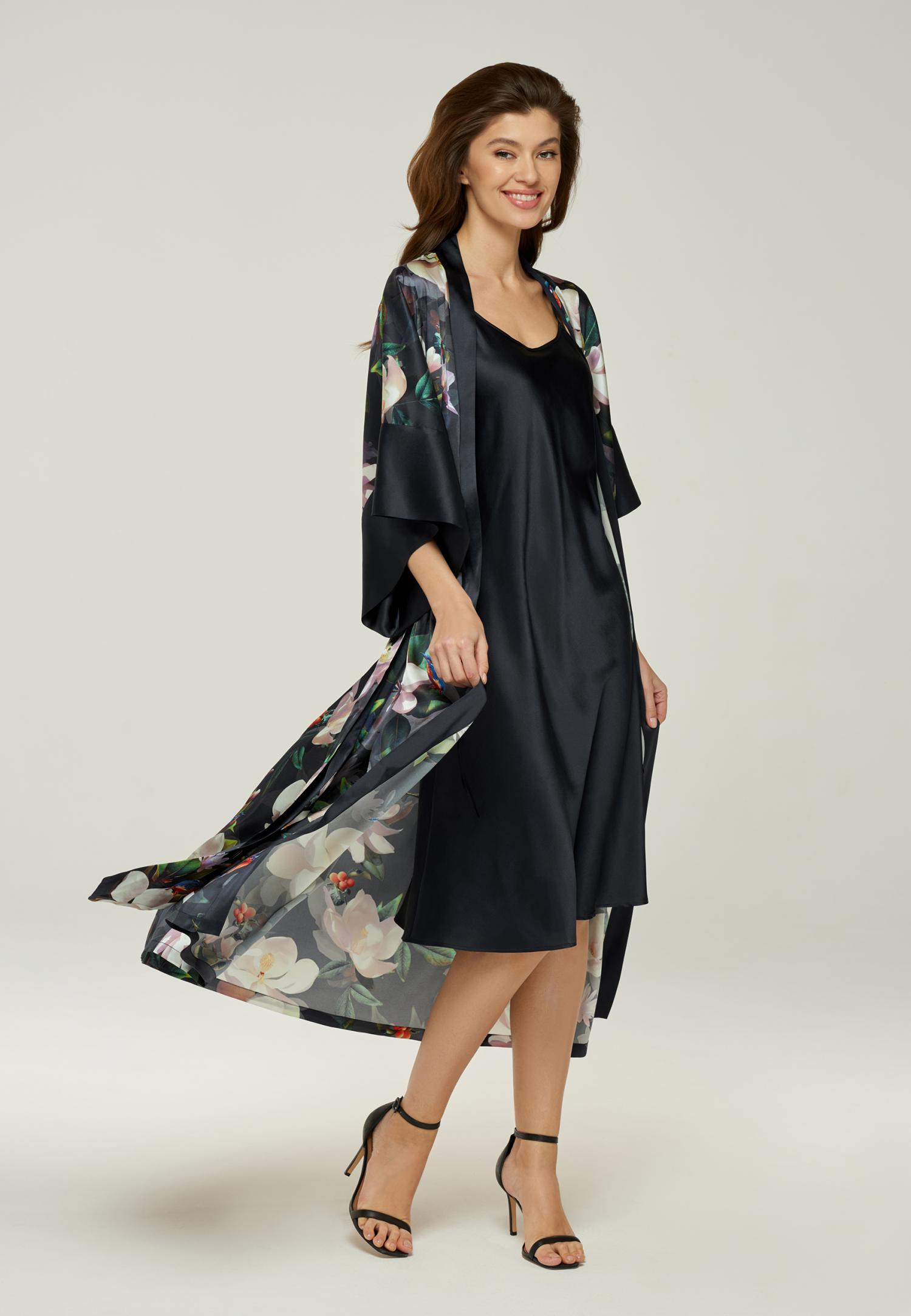 

Халат женский MARC & ANDRÉ W21-01SS101-L серый 40, W21-01SS101-L