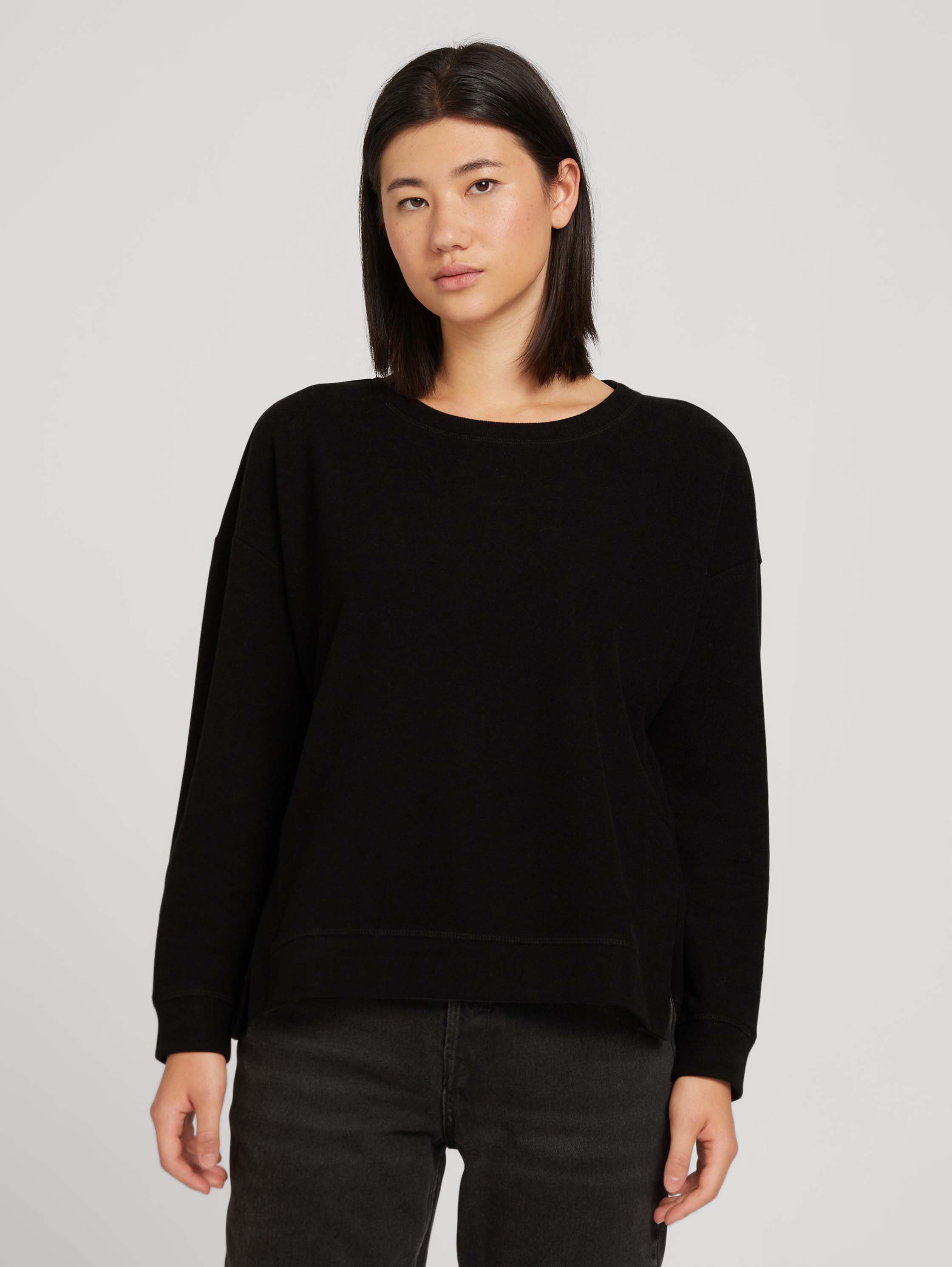 

Свитшот женский TOM TAILOR 1028837 черный XXL, 1028837