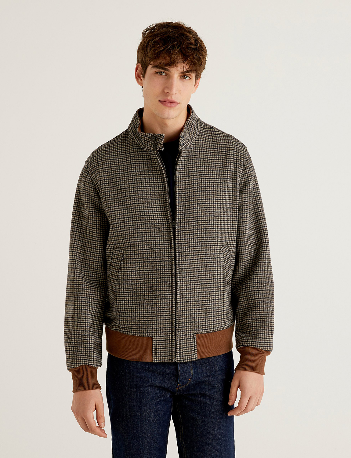 

Бомбер мужской United Colors of Benetton 21A_24U053H58 разноцветный S