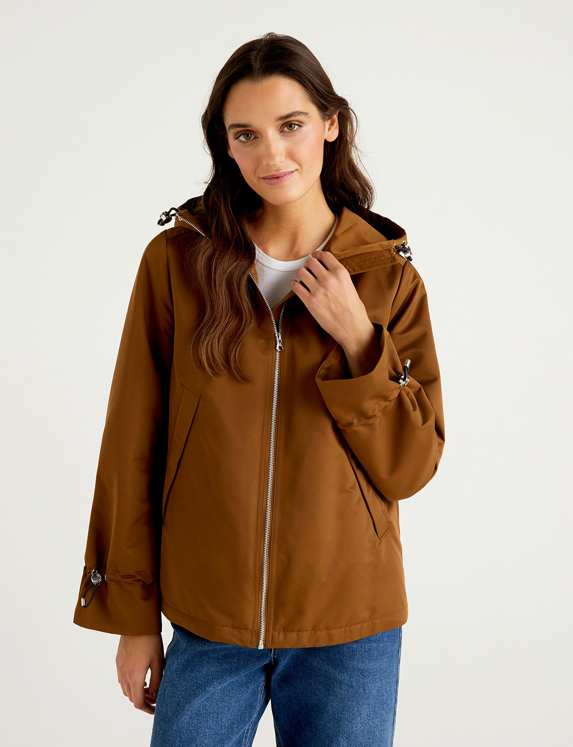 фото Ветровка женская united colors of benetton 21a_28hh536p3 коричневая 40