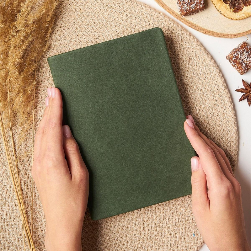 

Ежедневник InFolio полудатированный 140х200 мм, 320 с. Soft I1182/green