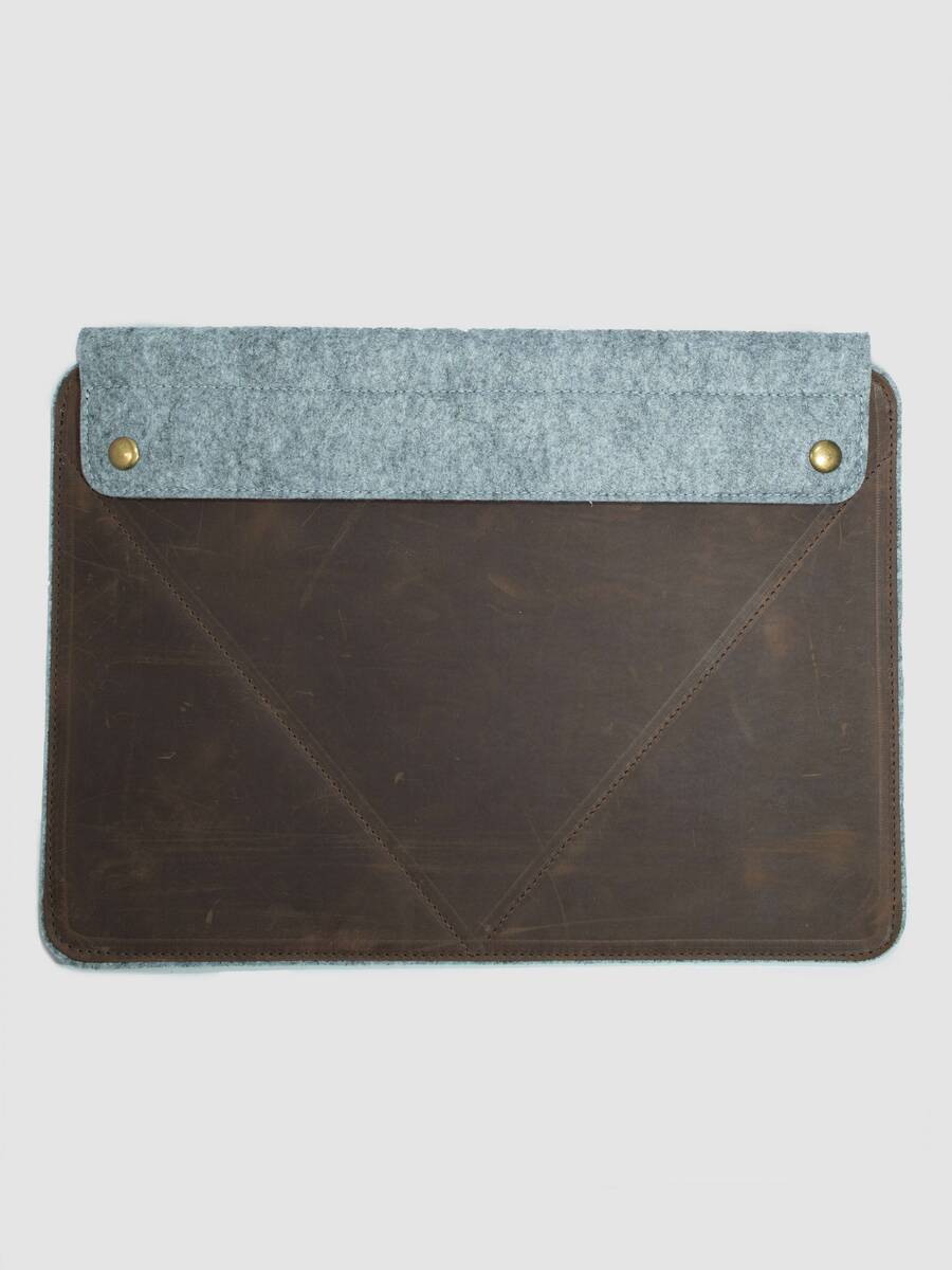Чехол для ноутбука унисекс ЧФК16 16,2 светло-серый-шоколад Rich Line. Цвет: коричневый