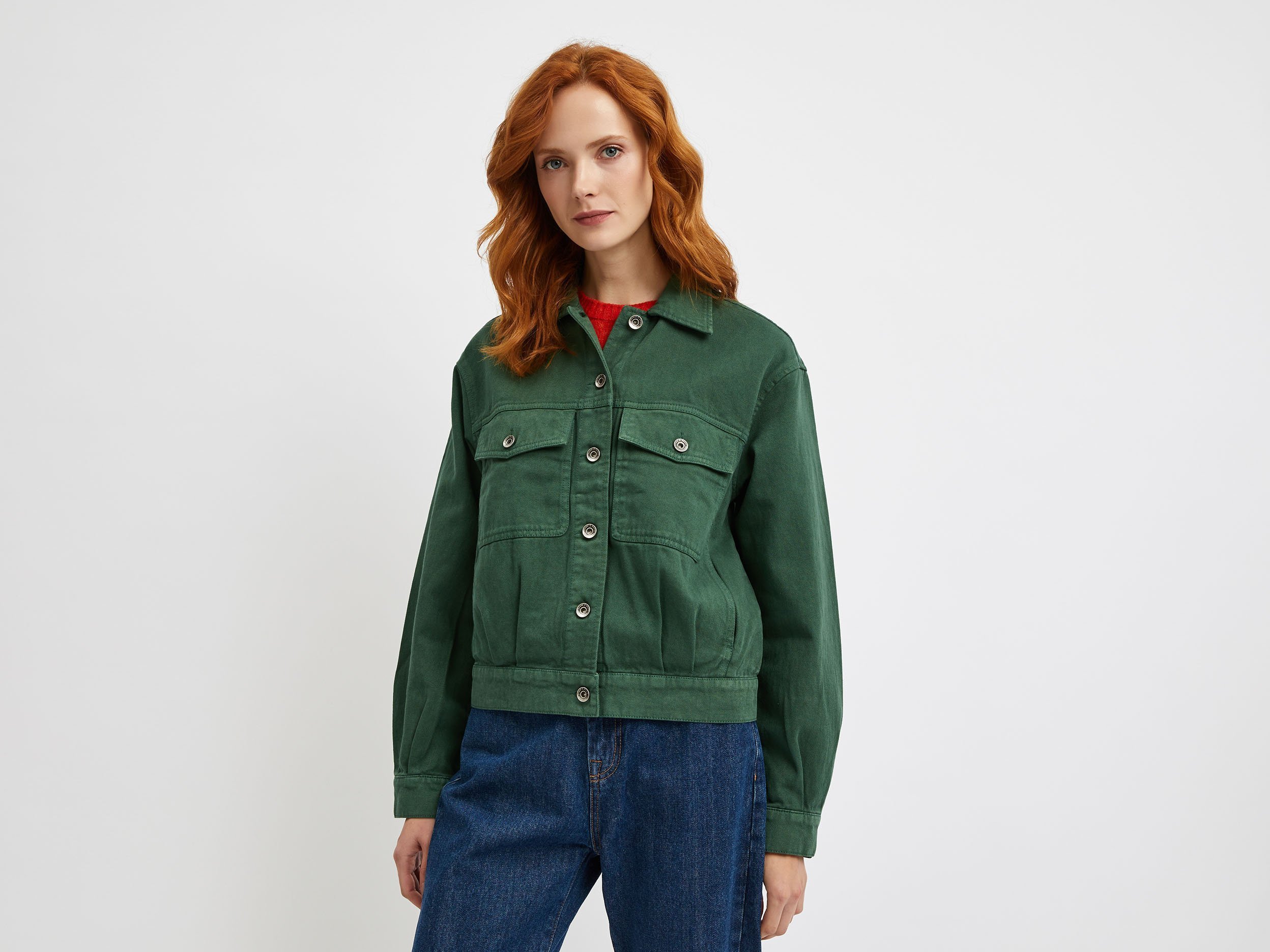 

Джинсовая куртка женская United Colors of Benetton 21A_2DUK536S5 зеленая L, 21A_2DUK536S5
