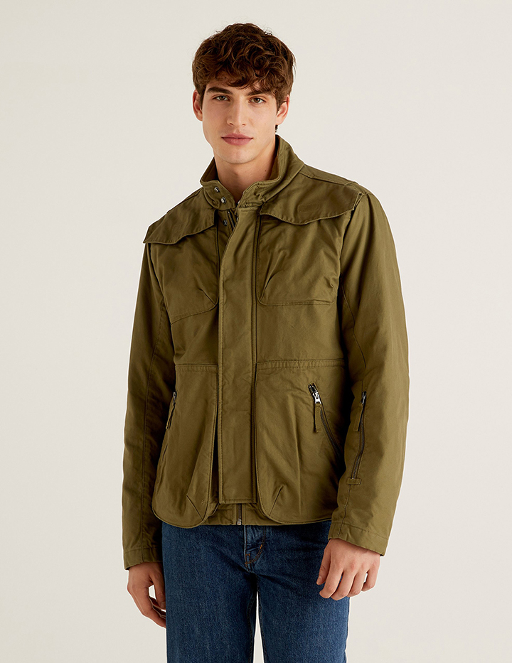 

Ветровка мужская United Colors of Benetton 21A_2H7T53H28 зеленая XL, 21A_2H7T53H28