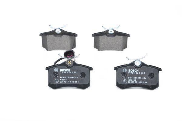 

Тормозные колодки Bosch задние с датчиком 986424559