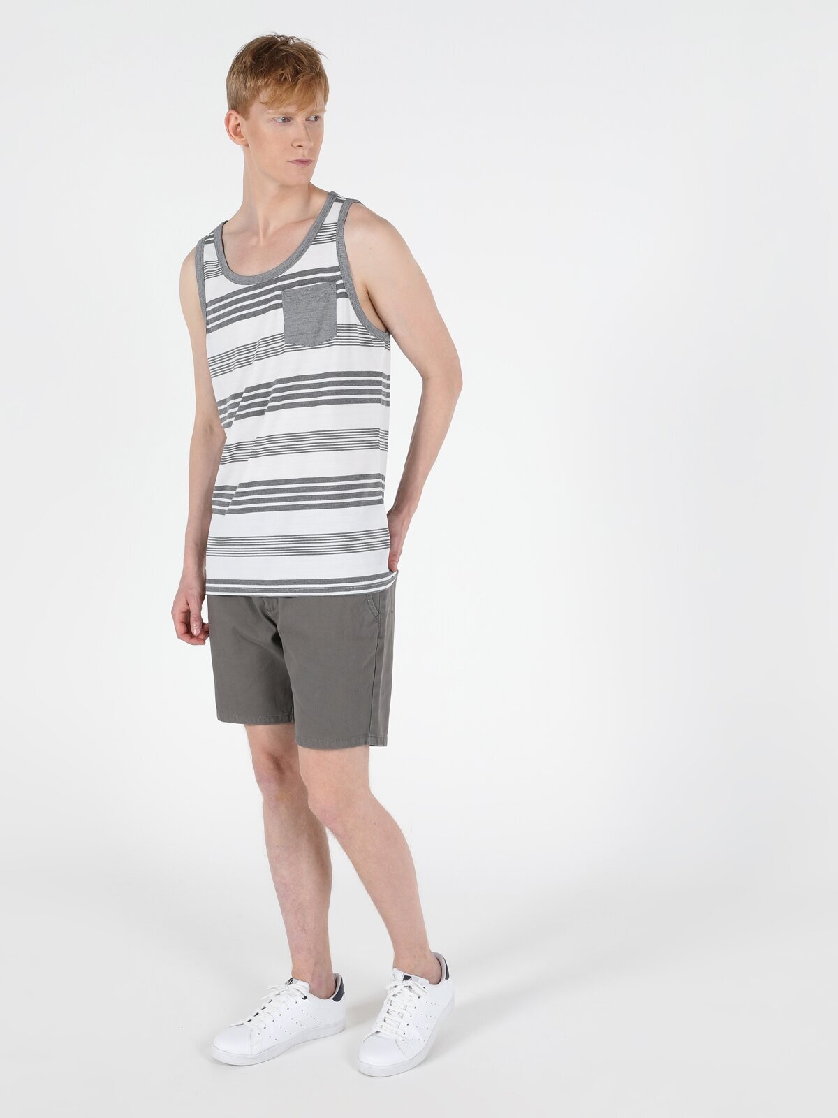 

Майка мужская Colins CL1049493_Q1.V1 белая S, Белый, CL1049493_Q1.V1