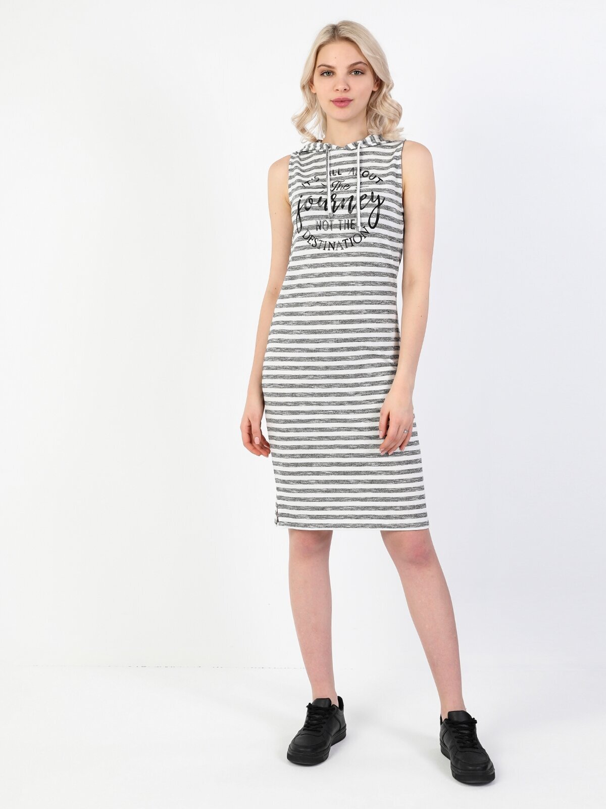 

Платье Colins CL1049198_Q1.V1 разноцветное M, CL1049198_Q1.V1