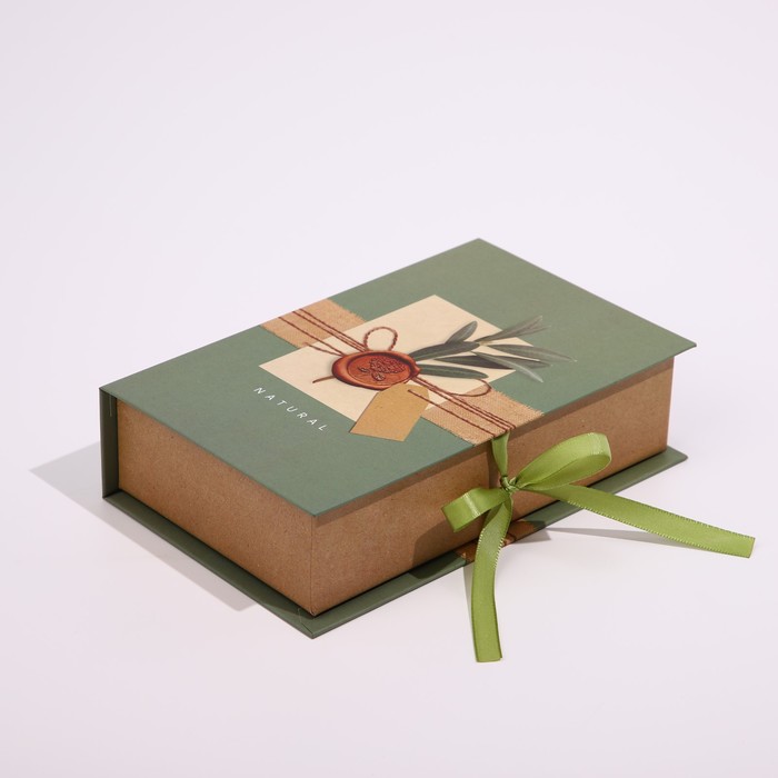 

Коробка - книга «С любовью», 20 х 12,5 х 5 см, Зеленый