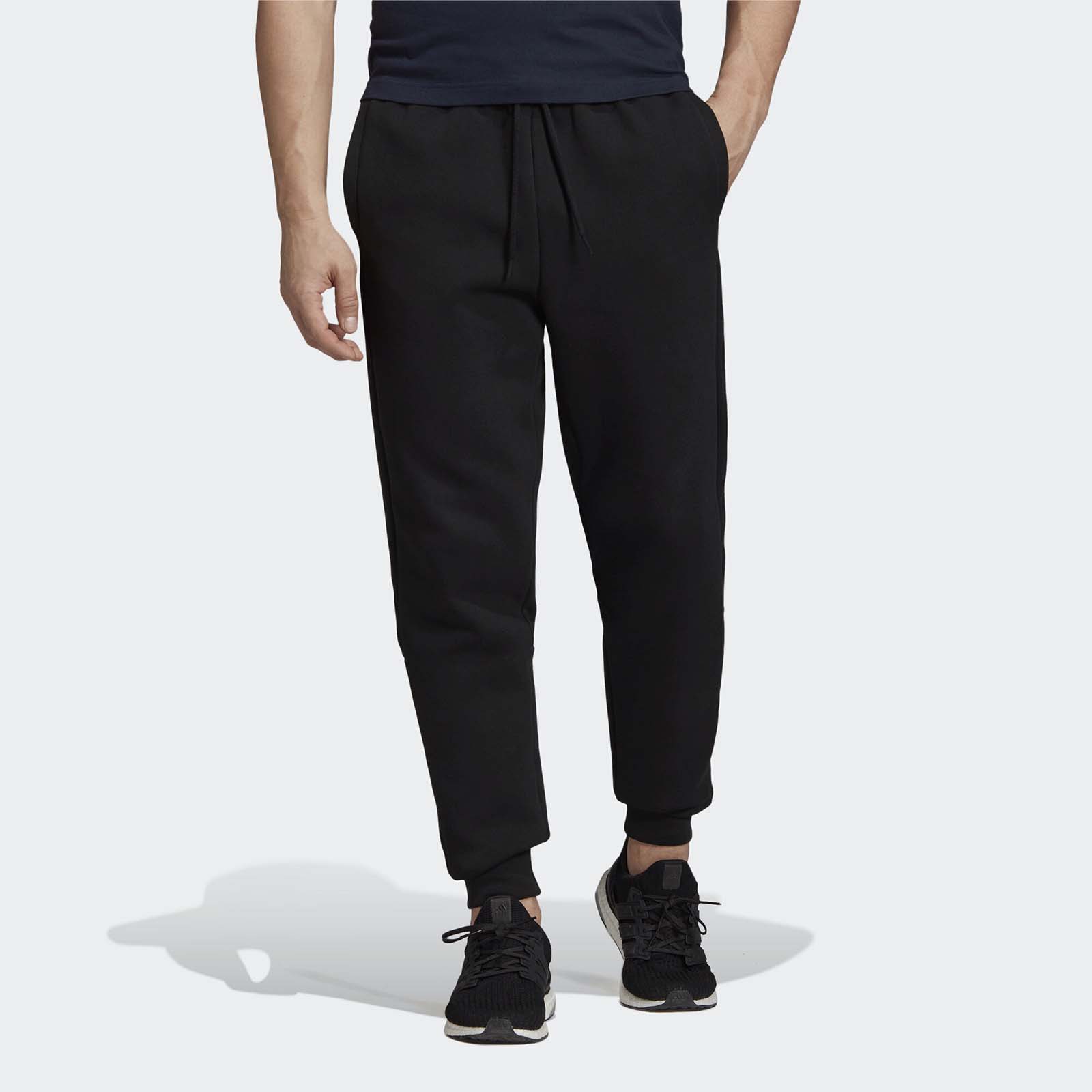 

Спортивные брюки мужские Adidas EB5270 черные XL, EB5270