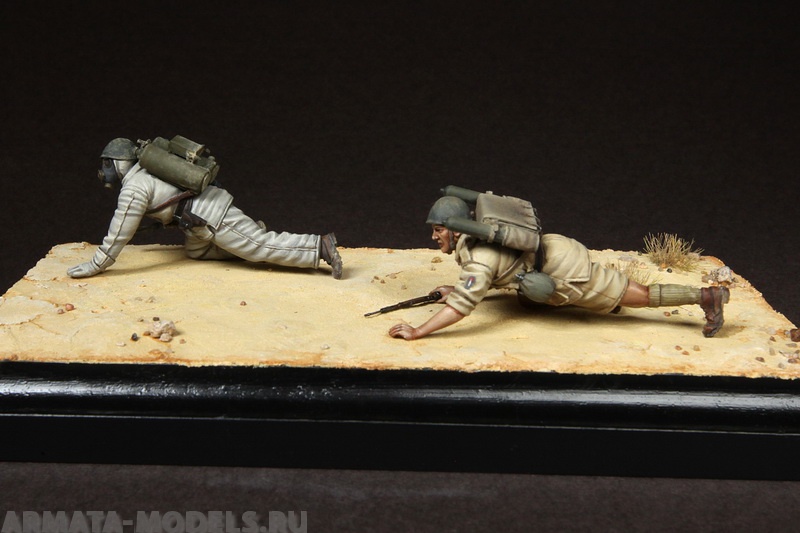

35171SOGA Flamethrower team Italian Guastatori in North Africa.