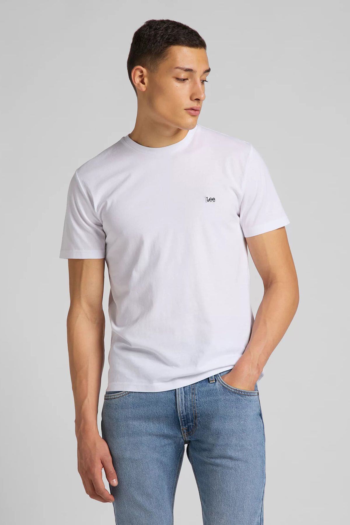 

Футболка мужская Lee L60UFQ12 белая 4XL, L60UFQ12