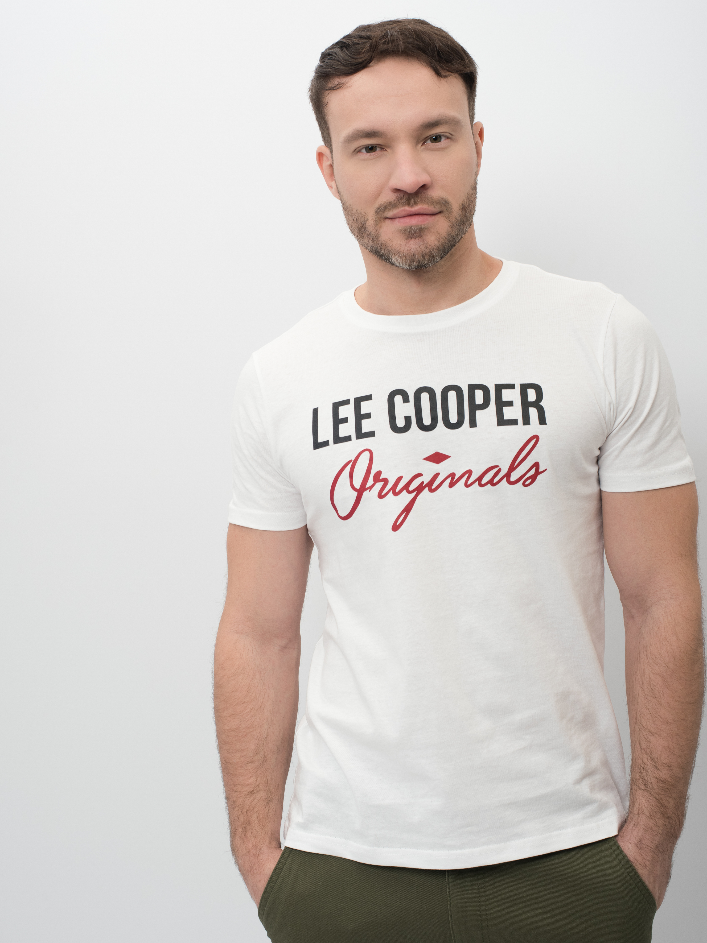

Футболка мужская Lee cooper MT2A115566BS2LCWHT-WH белая S, MT2A115566BS2LCWHT-WH