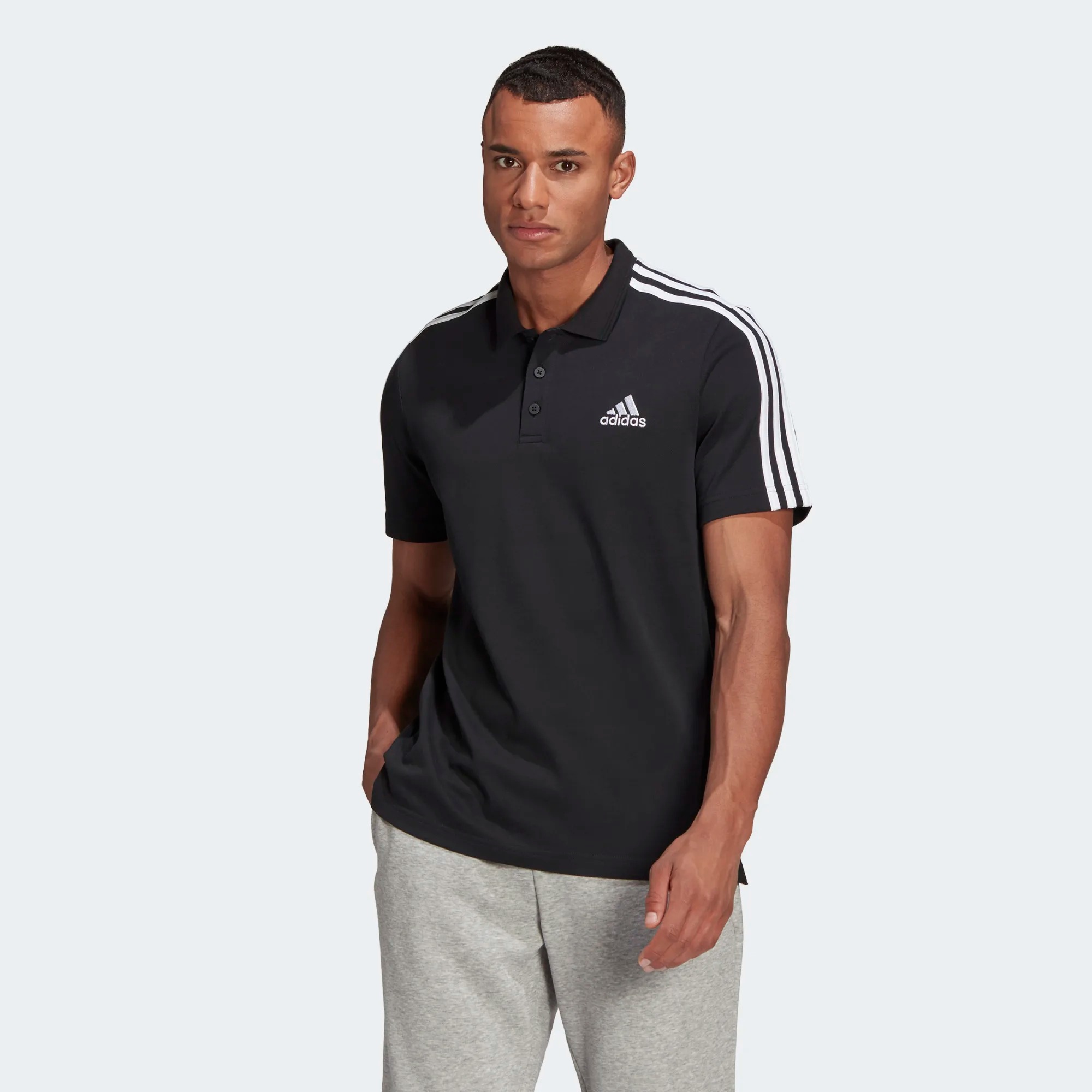 

Футболка мужская Adidas GK9097 черная 2XL, GK9097