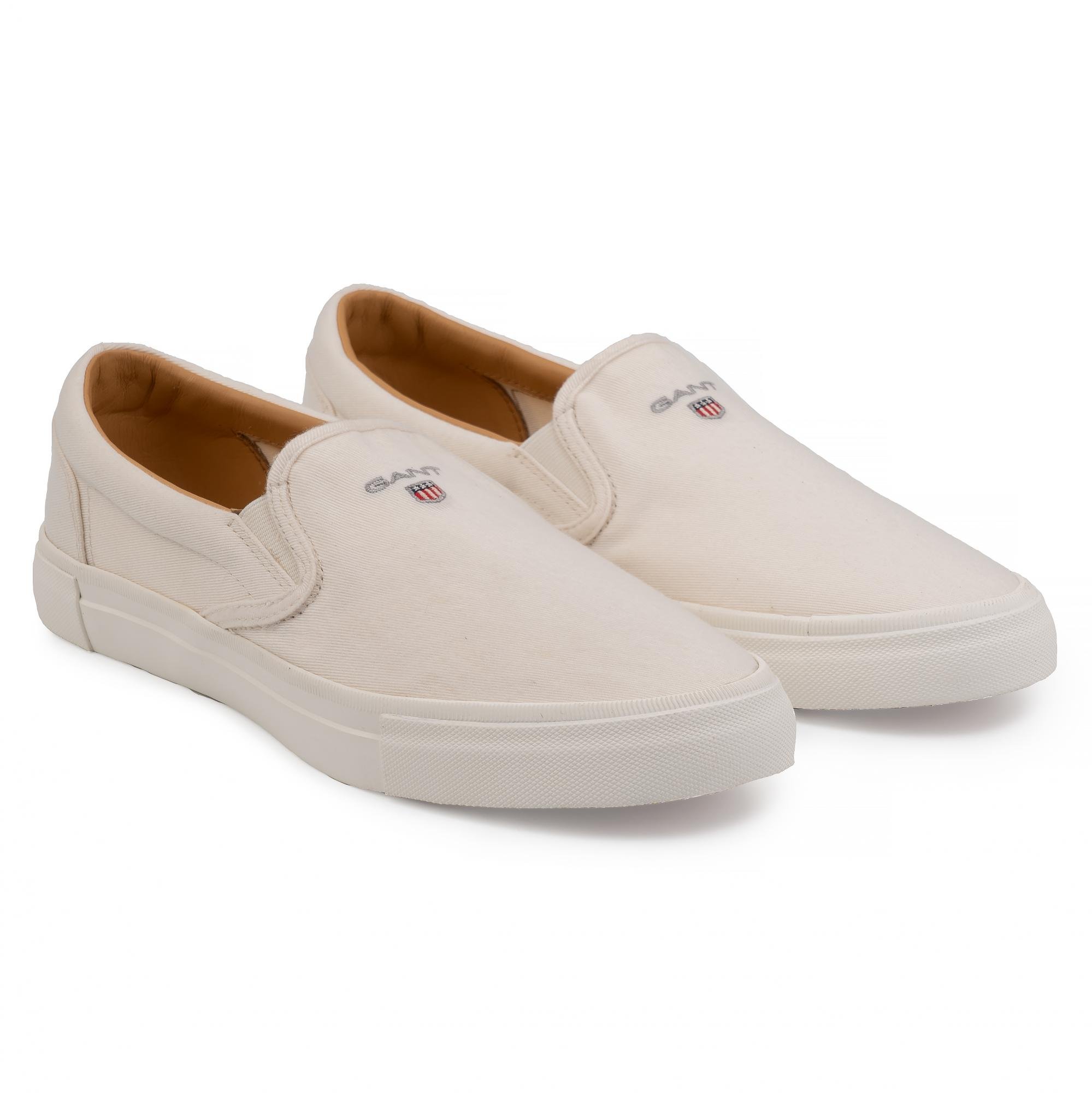 

Слипоны мужские GANT 20678439 белые 40 EU, 20678439