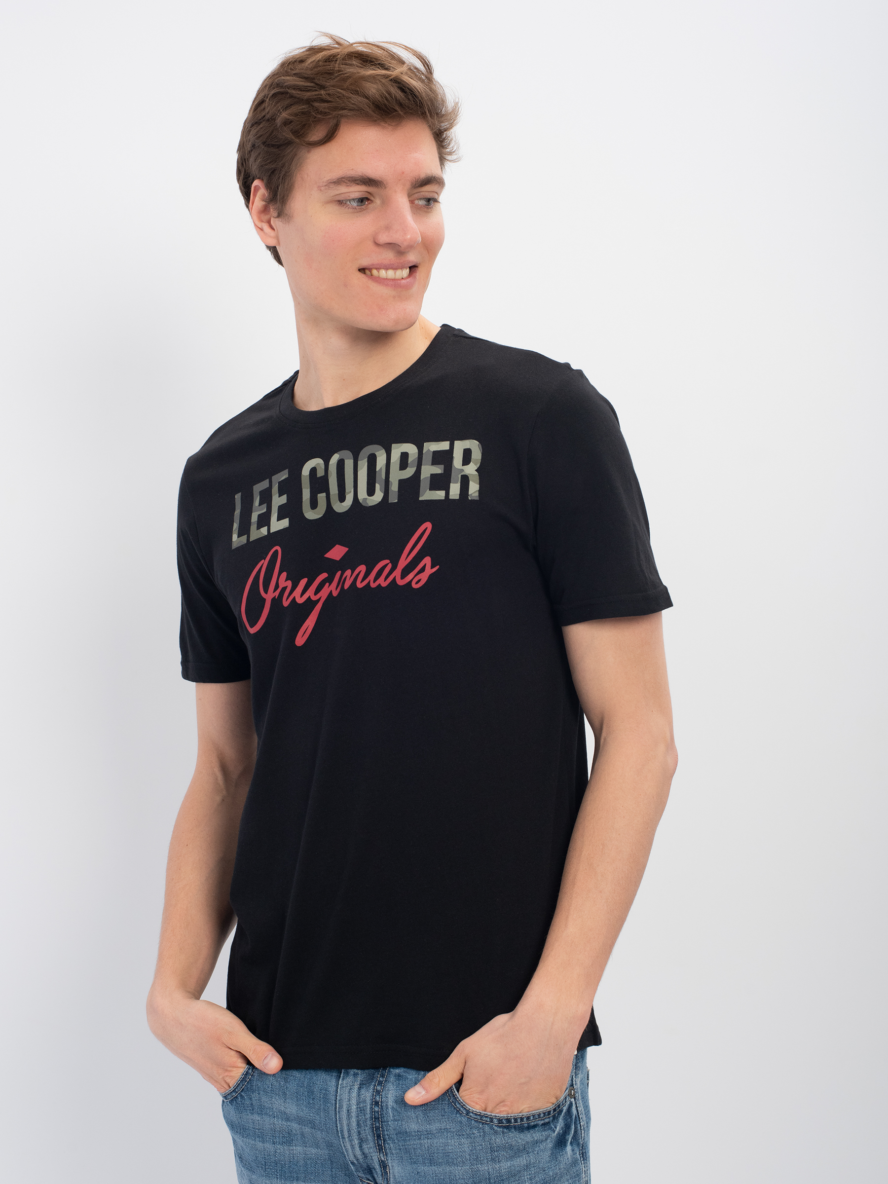 

Футболка мужская Lee cooper MT2A120470BS2LC2-BLK черная S, MT2A120470BS2LC2-BLK