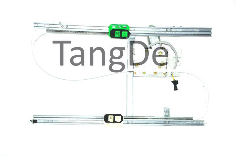 

TANGDE TD05-51-226BR_стеклоподъемник! правый электрич. в сборе с мотором\ DAF LF, RVI Kera, TD0551226BR