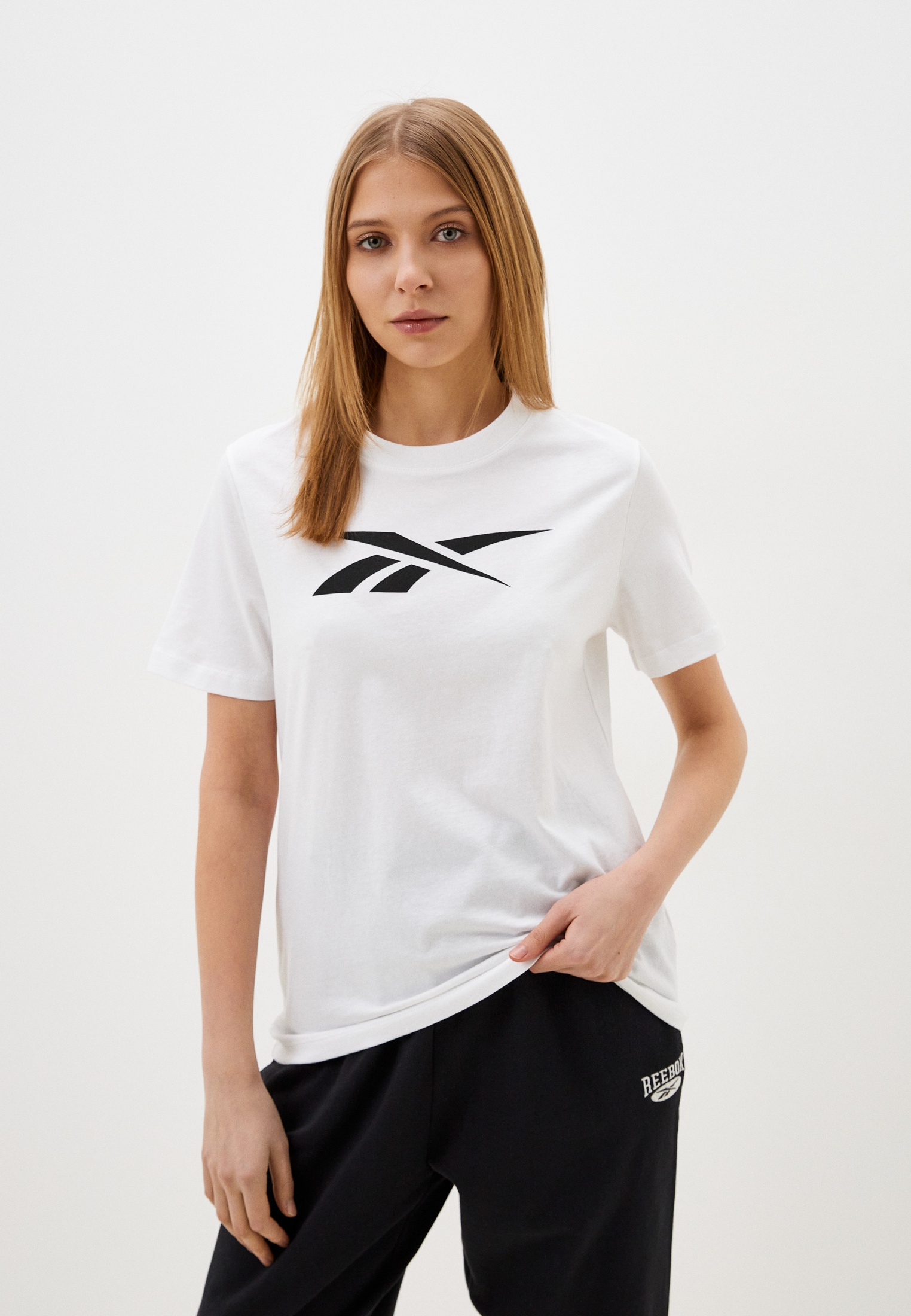 

Футболка женская Reebok MS GRAPHIC TEE белая 2XS, Белый, MS GRAPHIC TEE
