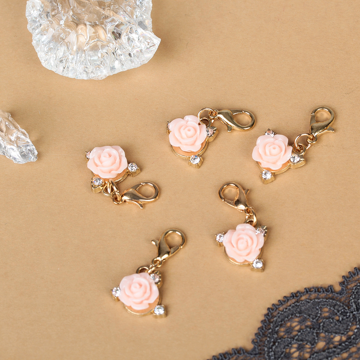 Комплект шармов изметалла Queen fair 2344521, пластик, стразы