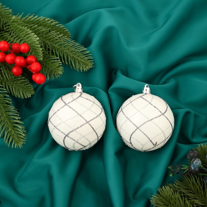 Шар на ель Зимнее волшебство Геометрия 9510219 2 шт. белый