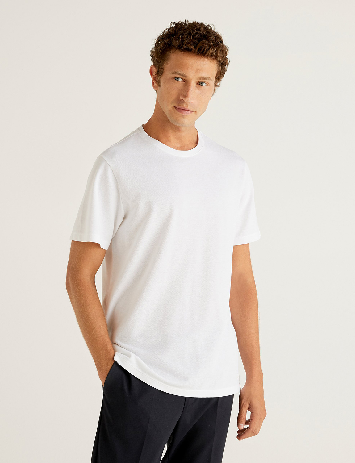 

Футболка мужская United Colors of Benetton 21A_3088J1AI4 белая XL, 21A_3088J1AI4