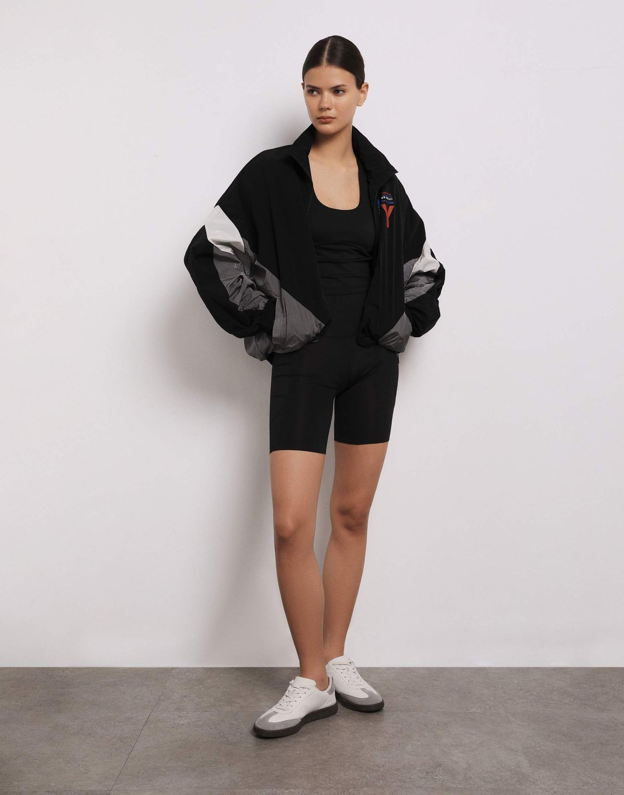 

Спортивные велосипедки женские Gloria Jeans GRT000386 черный XXS/158, GRT000386