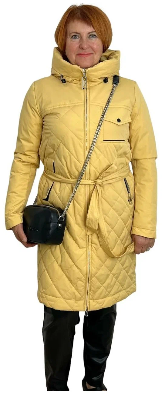 Пальто женское FINE 988 желтое 42 RU