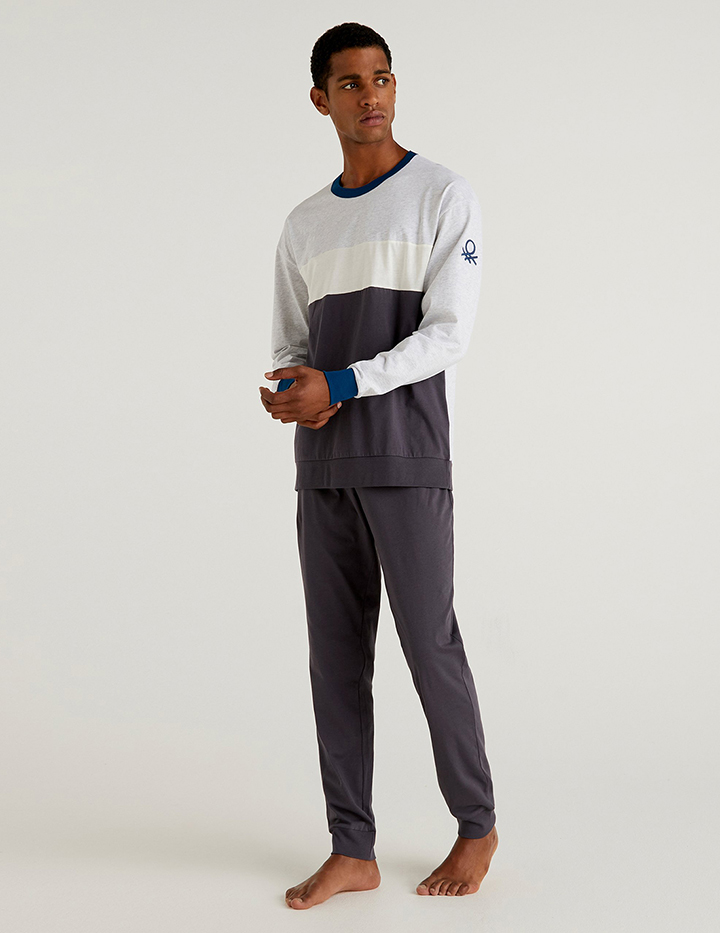 

Пижама мужская United Colors of Benetton 21A_30964P2GU разноцветная S, 21A_30964P2GU