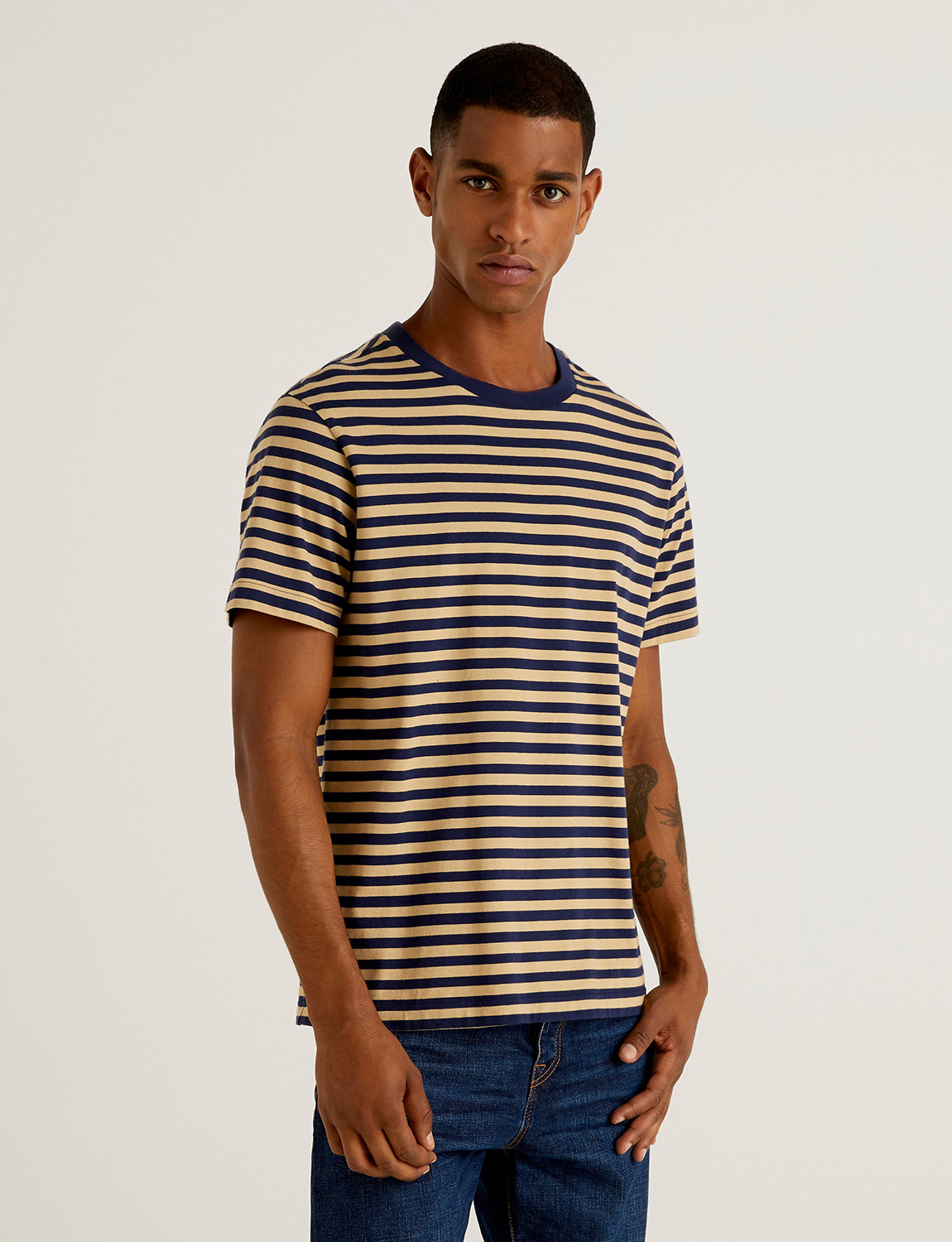 

Футболка мужская United Colors of Benetton 21A_31BSJ1AI1 разноцветная XL