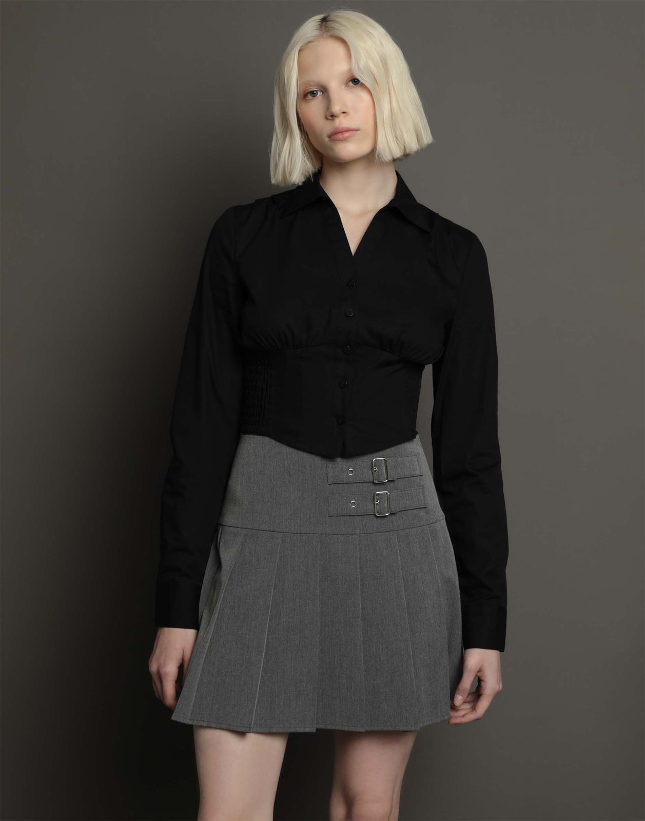 

Рубашка для девочки Gloria Jeans GSU001213 черный S/170, GSU001213
