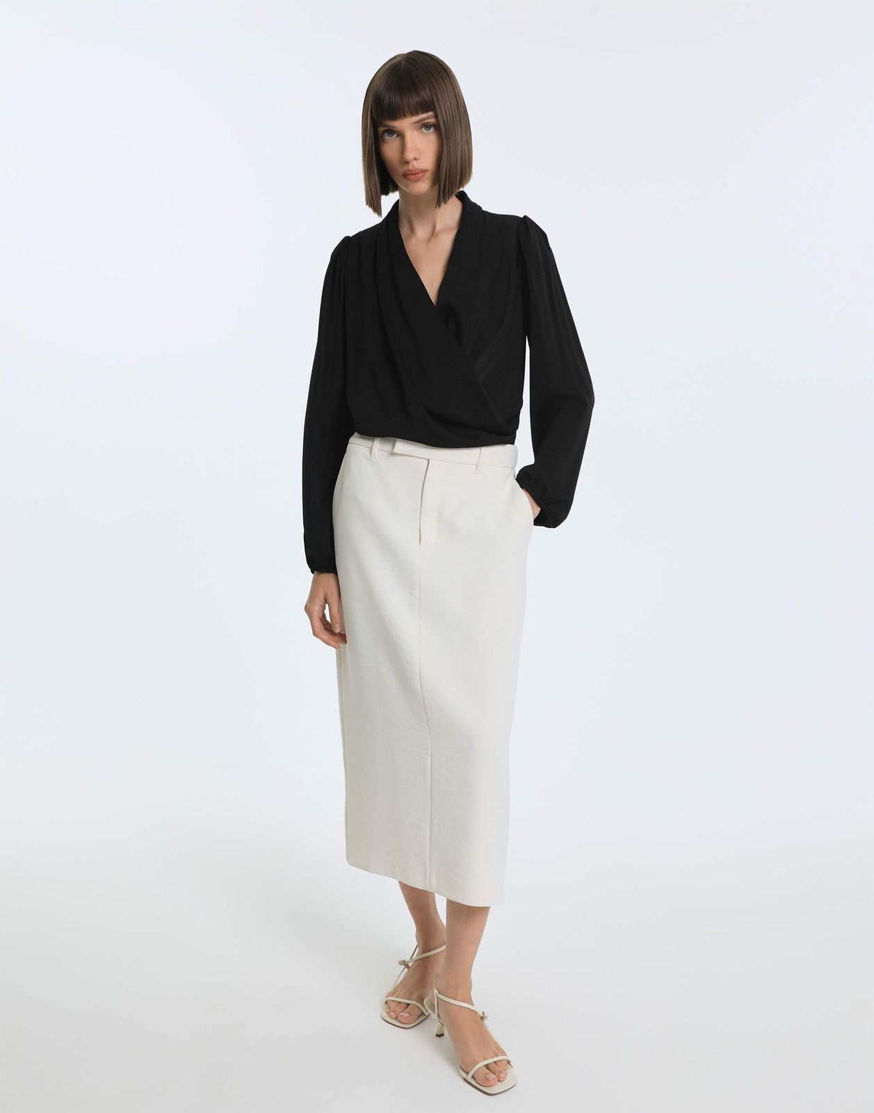 

Блузка женская Gloria Jeans GWT003996 черный M/170, GWT003996