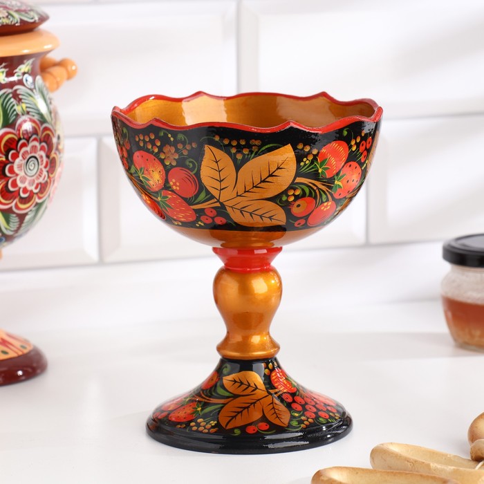 

Конфетница резная,15x13 см, xоxлома