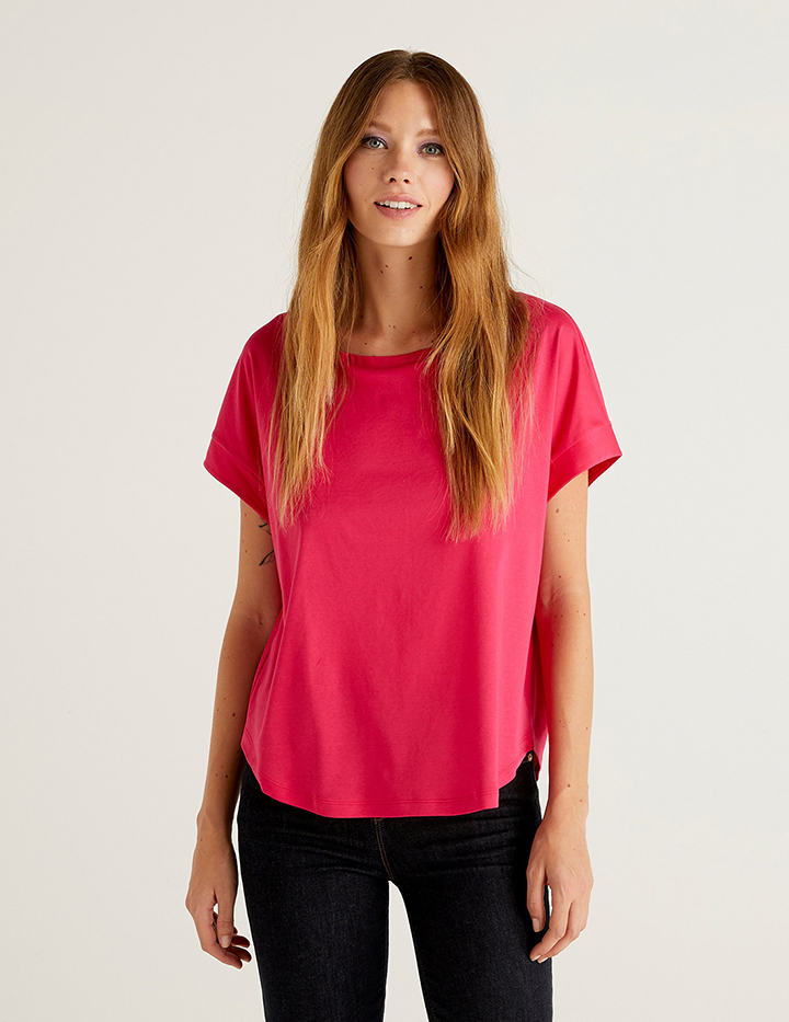 

Футболка женская United Colors of Benetton 21A_32JWE1BB4 розовая M, 21A_32JWE1BB4